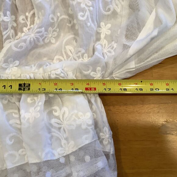 P Cill Cropped Blouse Top Size Small White Embroidered Flowers Lace Sheer NEW - Picture 11 of 13